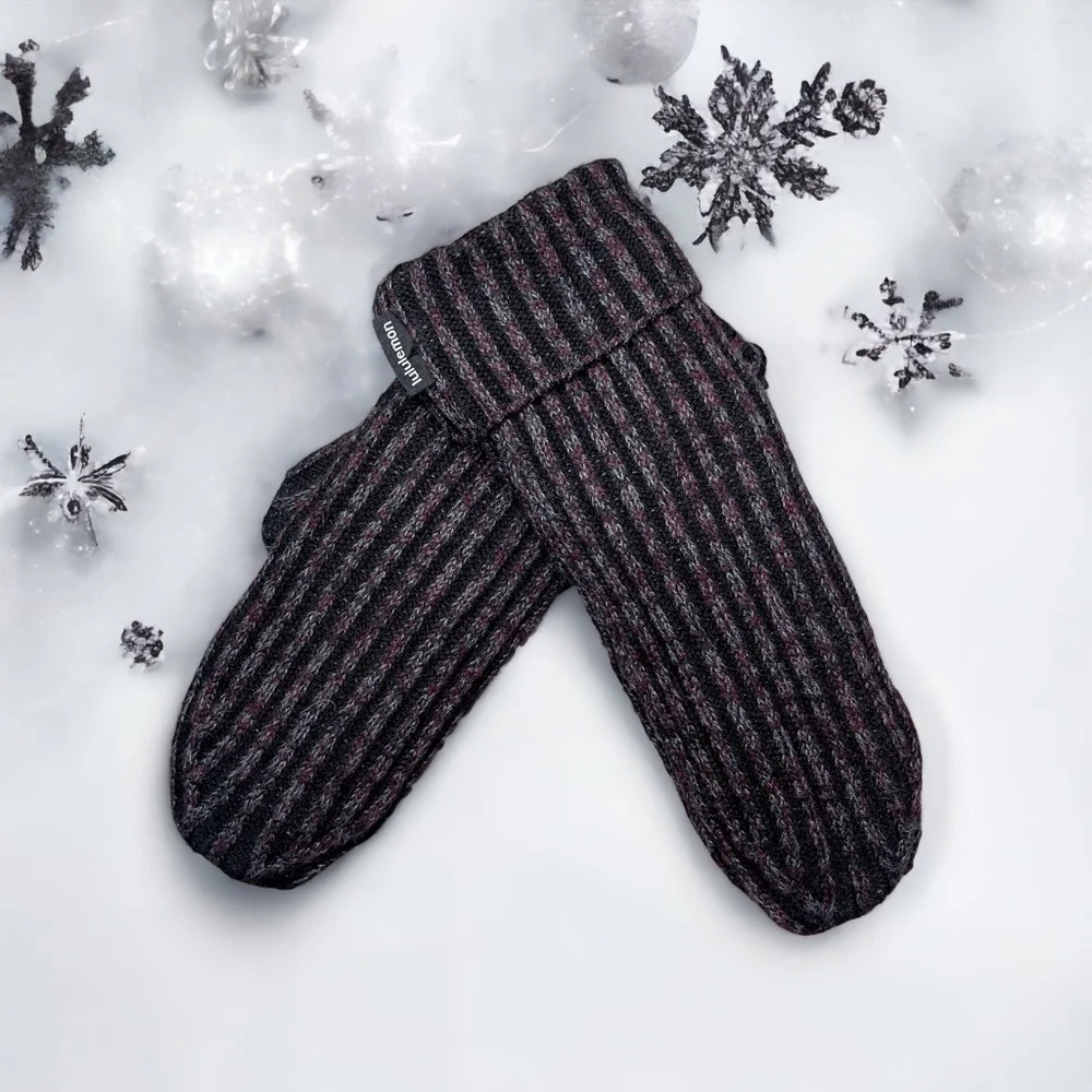 Lululemon Textured Fleece Lined Knit Mittens Merino Wool Cashmere Blend Nwt